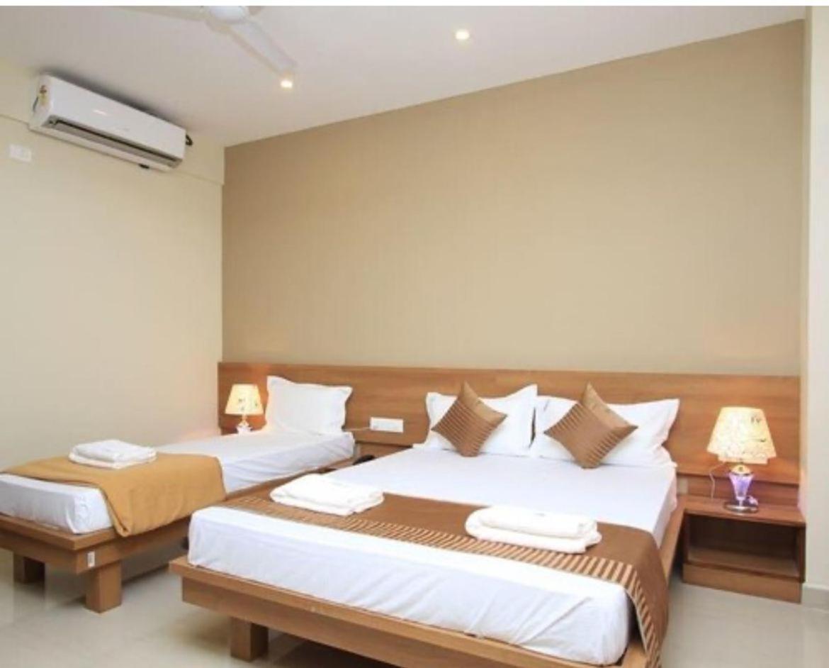 Samasth Rooms And Suits Mysore Exterior photo